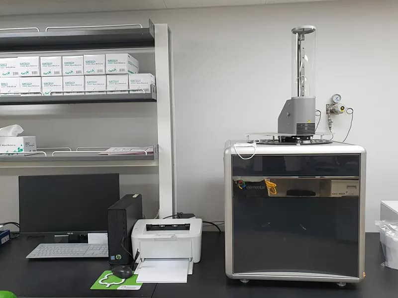 Photo of Carbon & Nitrogen Elemental Analyzer
