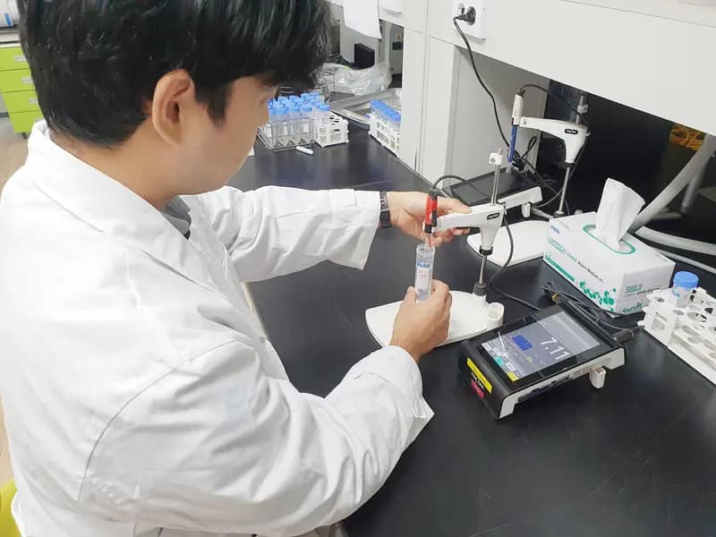 Photo of pH Meter